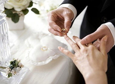 Chưa ly hôn có đăng ký kết hôn với người khác được không?