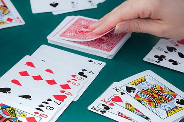  Chơi phỏm chỉ bị xử phạt khi người chơi đánh bài nhằm mục đích ăn thua bằng tiền hoặc hiện vật